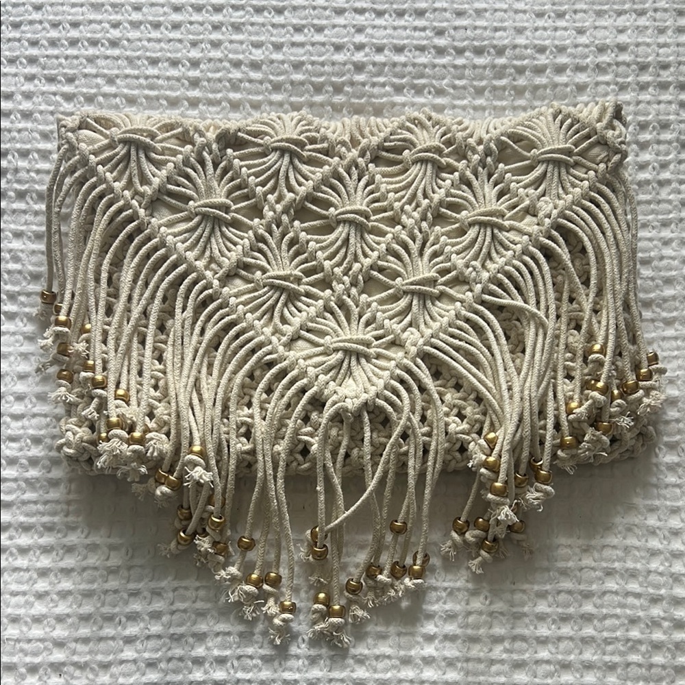 NWOT Shiraleah Macrame Crochet Boho Island Chic Clutch